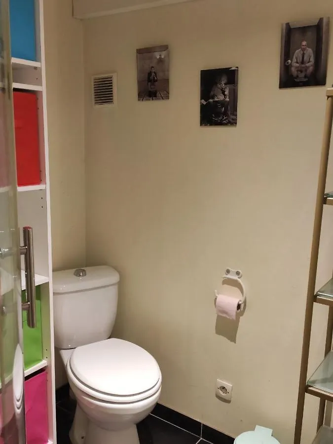 Studio Climatise 4 Personnes 27 M2 + Terrasse 15 M2 + Piscine Et Petanque Le Muy 0*,